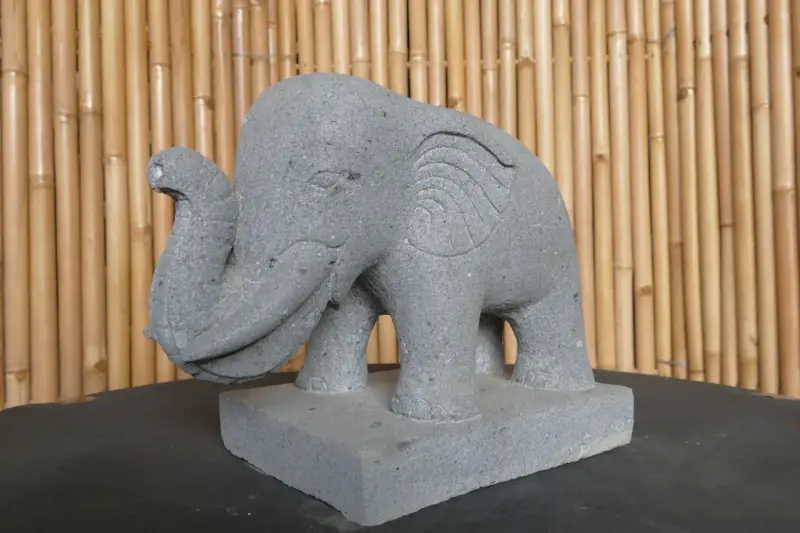 Product image 11 of the product “Standing elephant made of Riverstone about 45cm length ”
